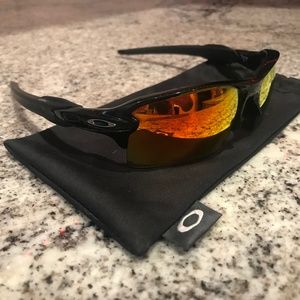 Oakley men’s sunglasses